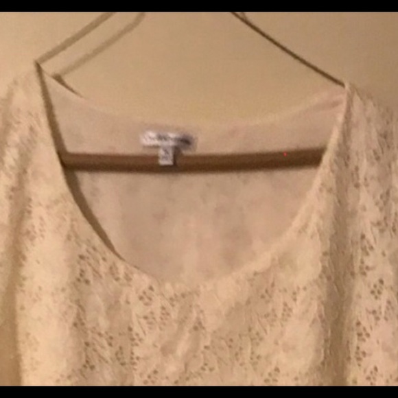 Croft & Barrow Plus size cream lace tanktop 1X - Picture 3 of 3